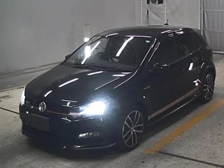 VOLKSWAGEN POLO 2016