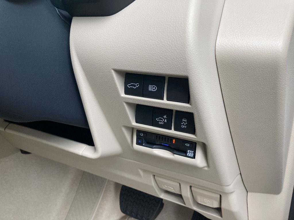 TOYOTA LAND CRUISER 2024