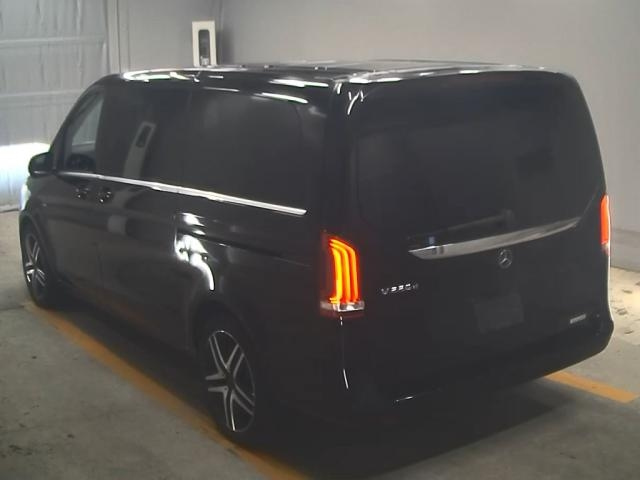 MERCEDES BENZ V CLASS 2016