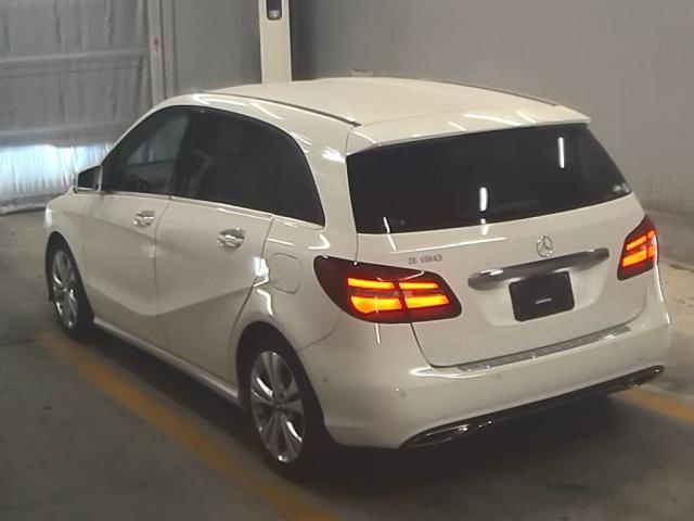 MERCEDES BENZ B CLASS 2018