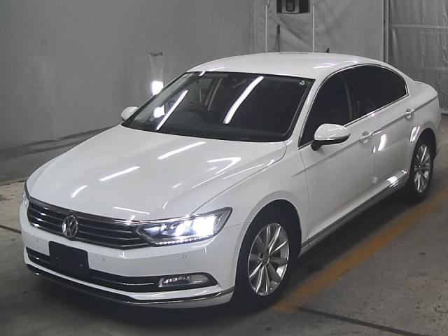 VOLKSWAGEN PASSAT 2018