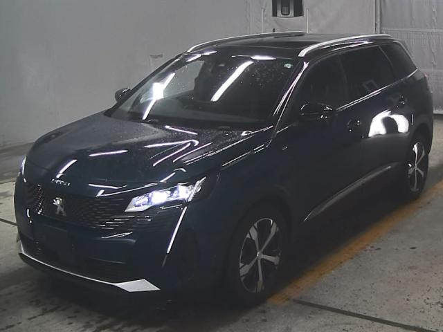 PEUGEOT 5008 2021