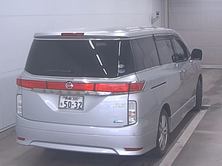 NISSAN ELGRAND 2010