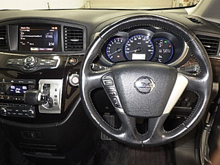 NISSAN ELGRAND 2010