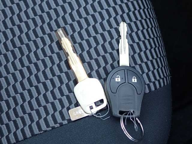 NISSAN MARCH 2019