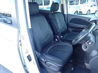 MAZDA BIANTE 2015