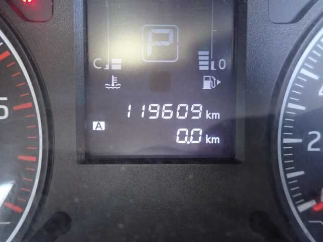 NISSAN CARAVAN VAN 2020