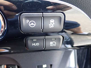 TOYOTA PRIUS 2018