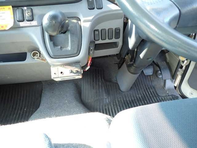 MITSUBISHI CANTER 2013