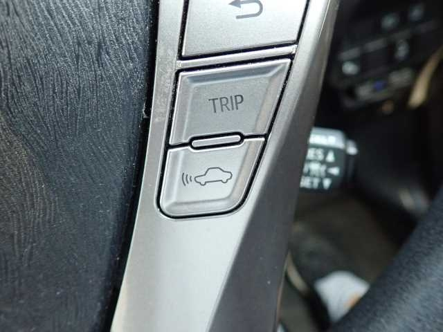 TOYOTA PRIUS ALPHA 2019