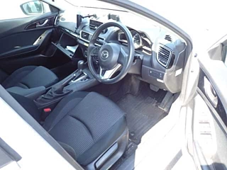 MAZDA AXELA 2016