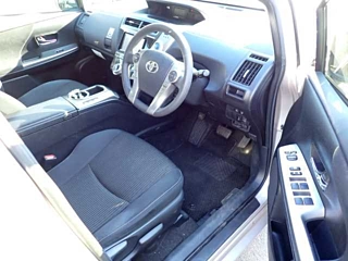 TOYOTA PRIUS ALPHA 2019