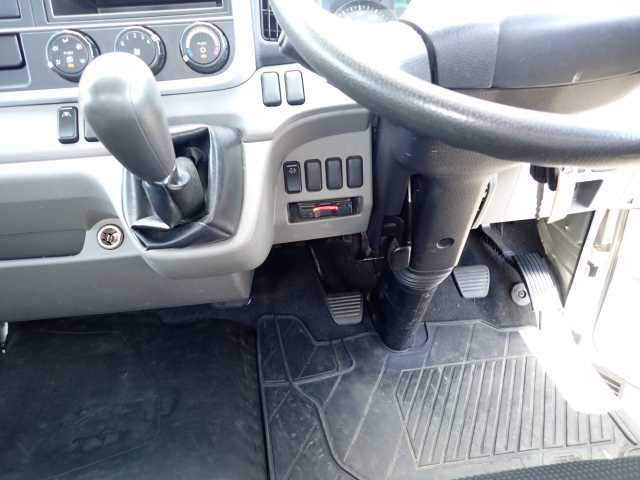 MITSUBISHI CANTER 2018