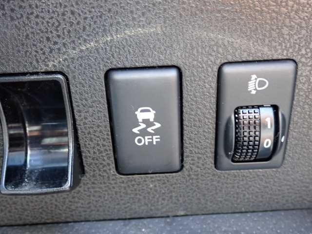 NISSAN WINGROAD 2016