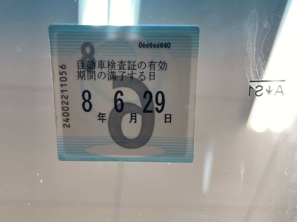 TOYOTA PRIUS ALPHA 2012