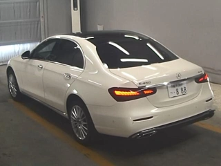 MERCEDES BENZ E CLASS 2022