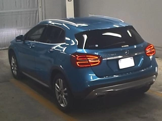 MERCEDES BENZ GLA CLASS 2015