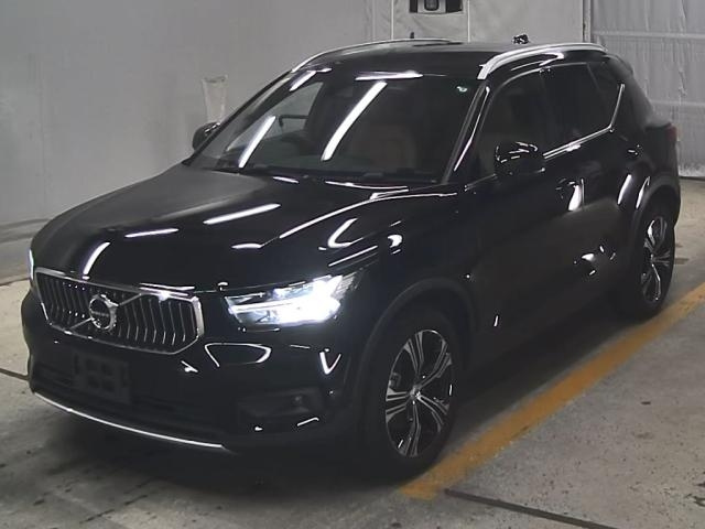 VOLVO XC40 2021
