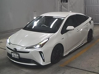 TOYOTA PRIUS 2019