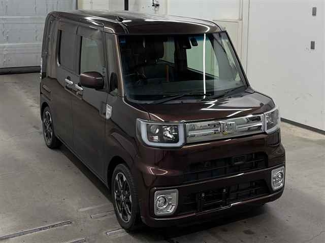 Daihatsu Wake 2017