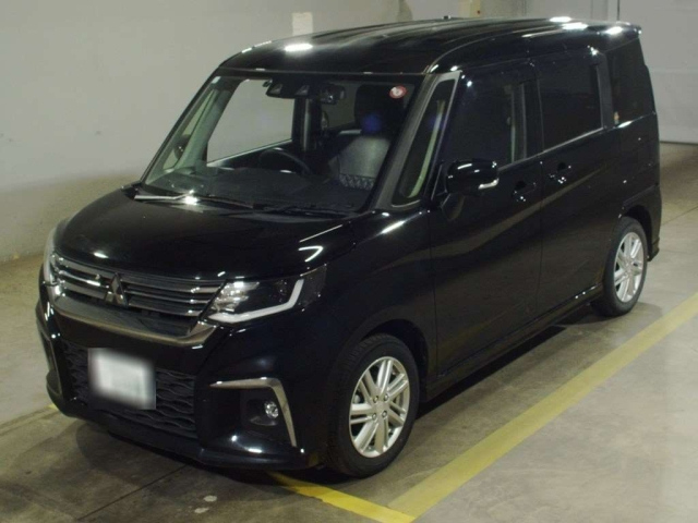 MITSUBISHI DELICA D2 2023