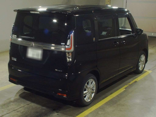 MITSUBISHI DELICA D2 2023
