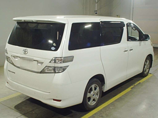 TOYOTA VELLFIRE 2010