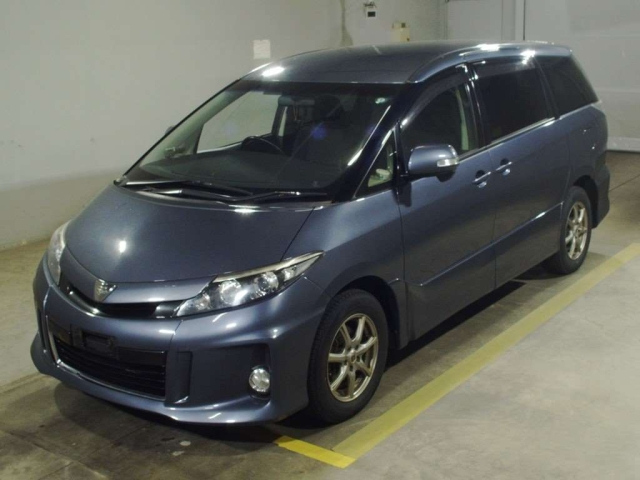 TOYOTA ESTIMA 2013