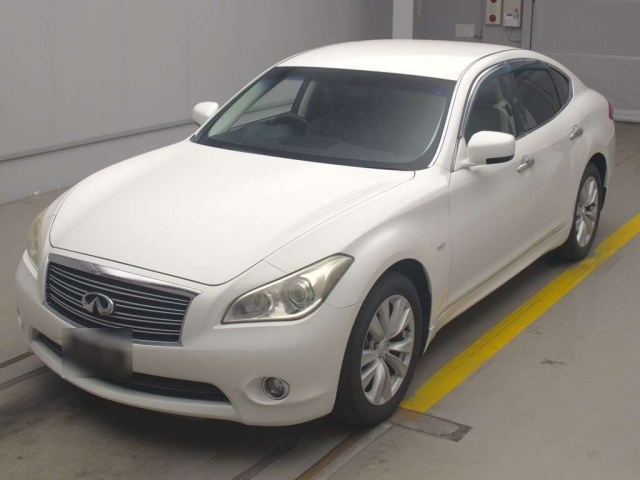 NISSAN FUGA 2011