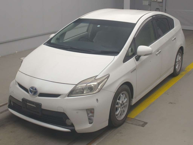 TOYOTA PRIUS 2012