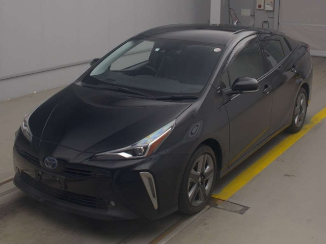 TOYOTA PRIUS 2021
