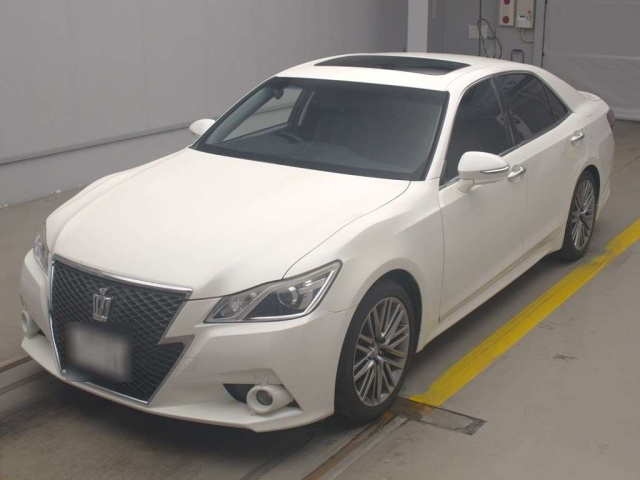 TOYOTA CROWN 2013
