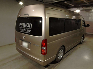 TOYOTA HIACE 2011