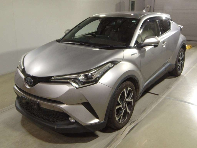 TOYOTA C-HR 2017