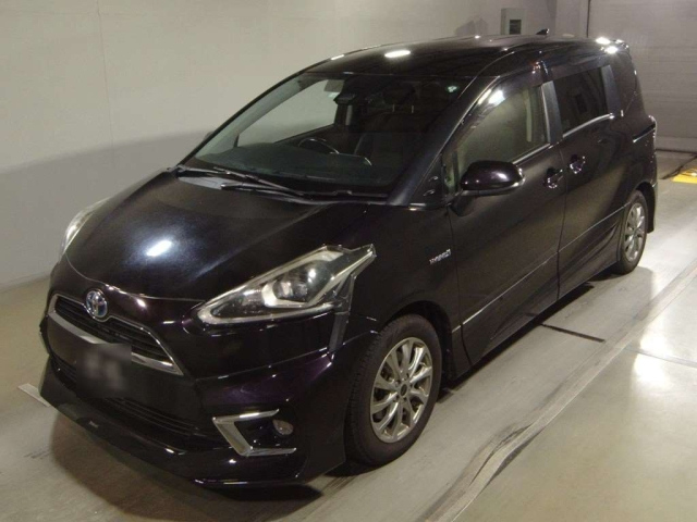 TOYOTA SIENTA 2018