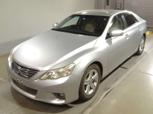 TOYOTA MARK X 2010