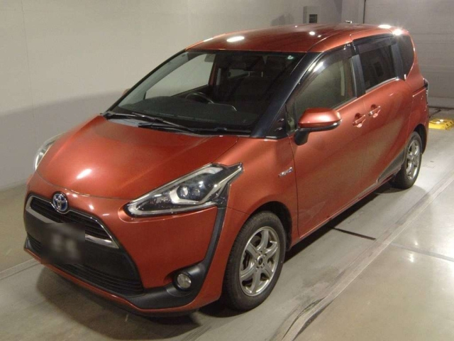 TOYOTA SIENTA 2015