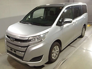 TOYOTA NOAH 2019