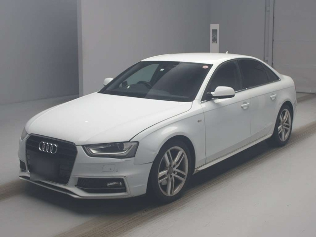 AUDI A4 2014