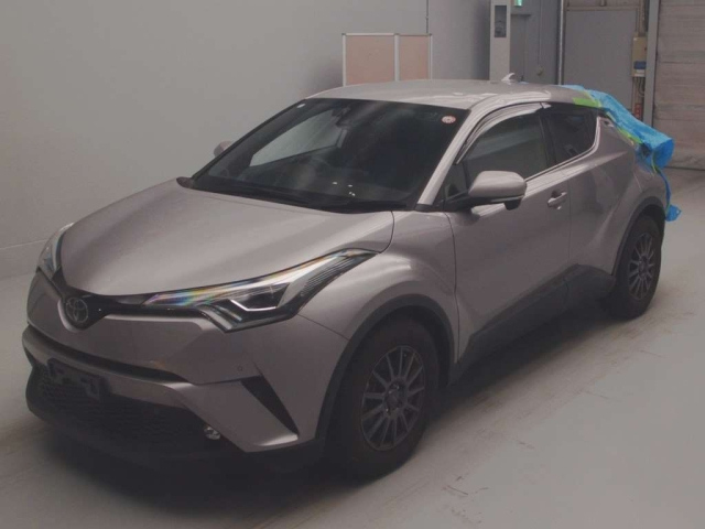 TOYOTA C-HR 2018