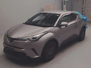 TOYOTA C-HR 2018