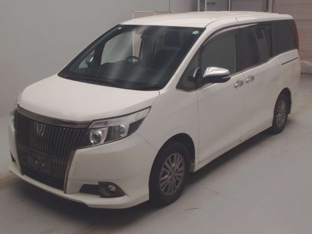 TOYOTA ESQUIRE 2017