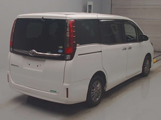 TOYOTA ESQUIRE 2017