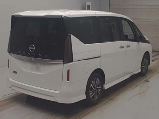 NISSAN SERENA 2023