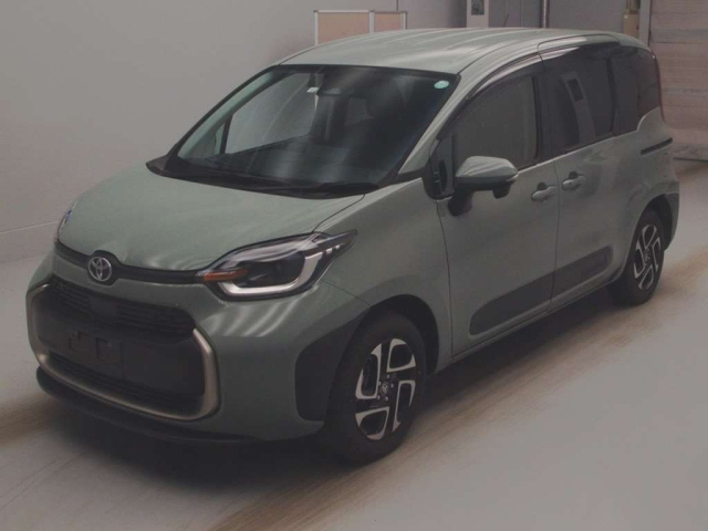 TOYOTA SIENTA 2022