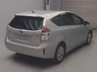 TOYOTA PRIUS ALPHA 2015