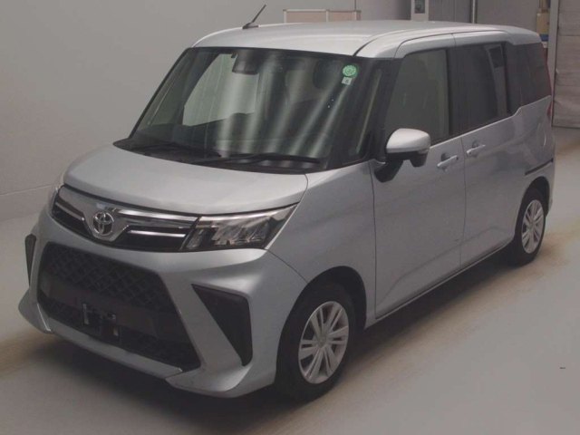 TOYOTA ROOMY 2022