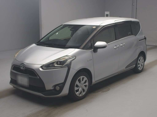 TOYOTA SIENTA 2016