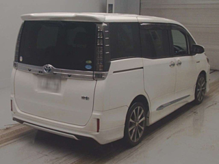 TOYOTA VOXY 2015