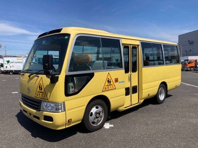 TOYOTA COASTER 2015